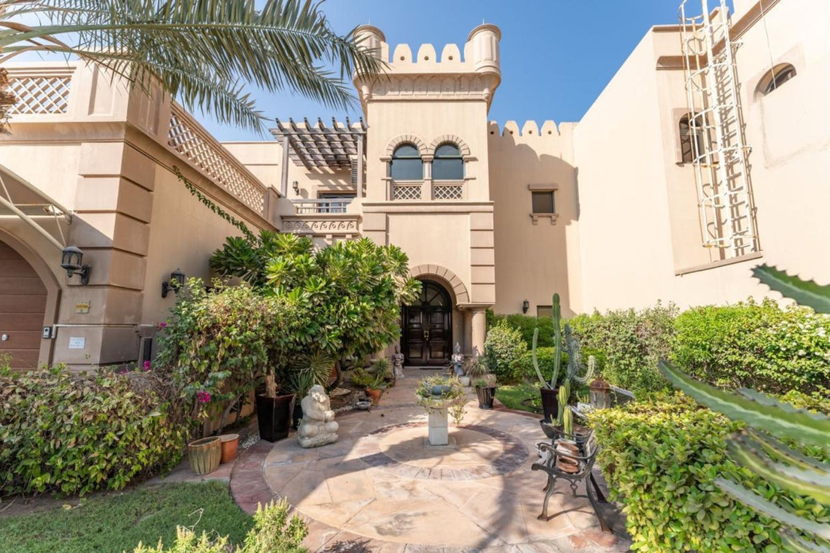 3 Bedroom Villa | Canal Cove | Palm Jumeirah